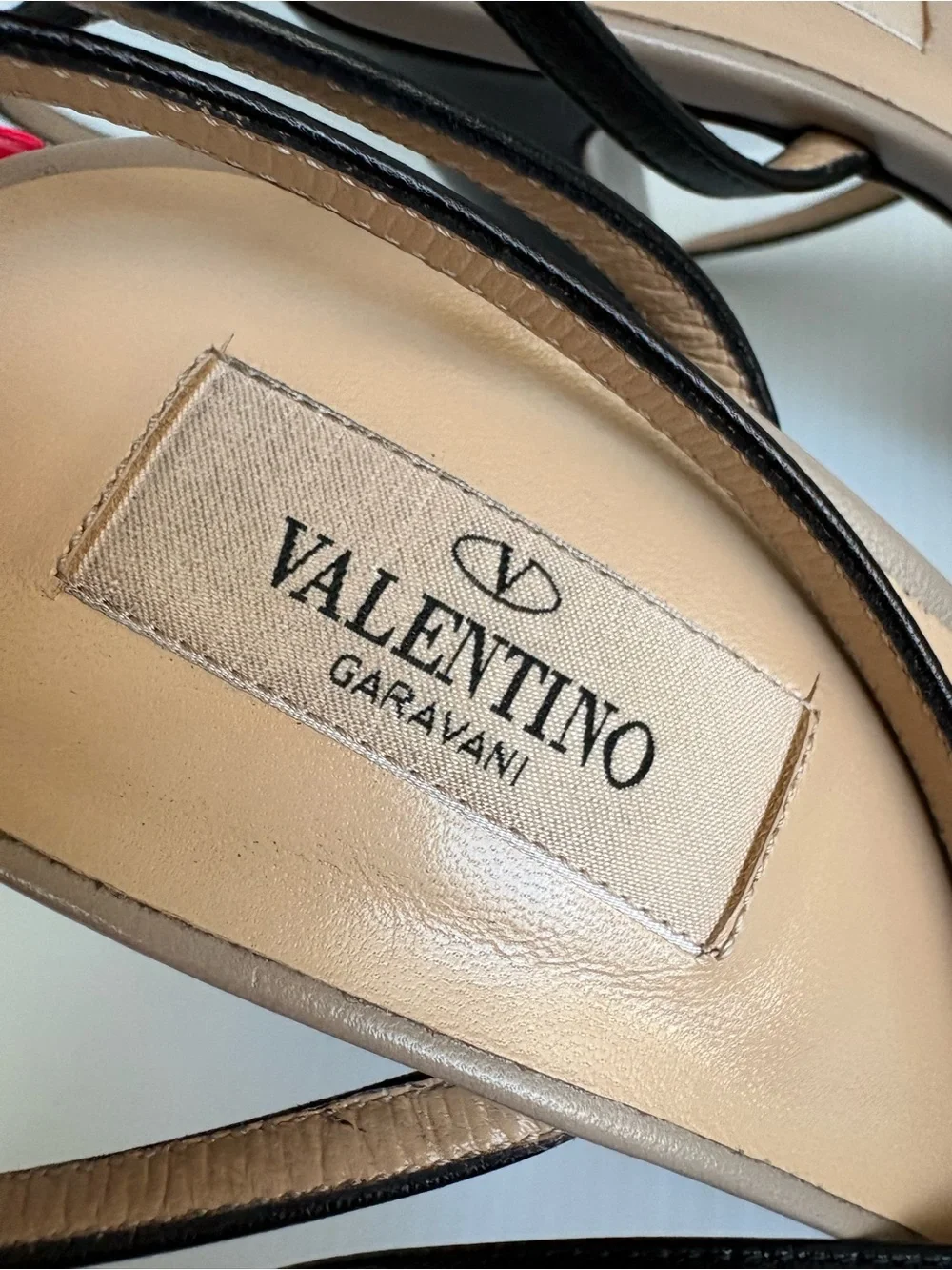 VALENTINO GARAVANI Rockstud Strappy Ankle Wrap Heels Sandals Size 40.5 - EUC